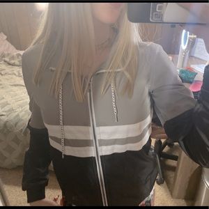 Zumiez windbreaker